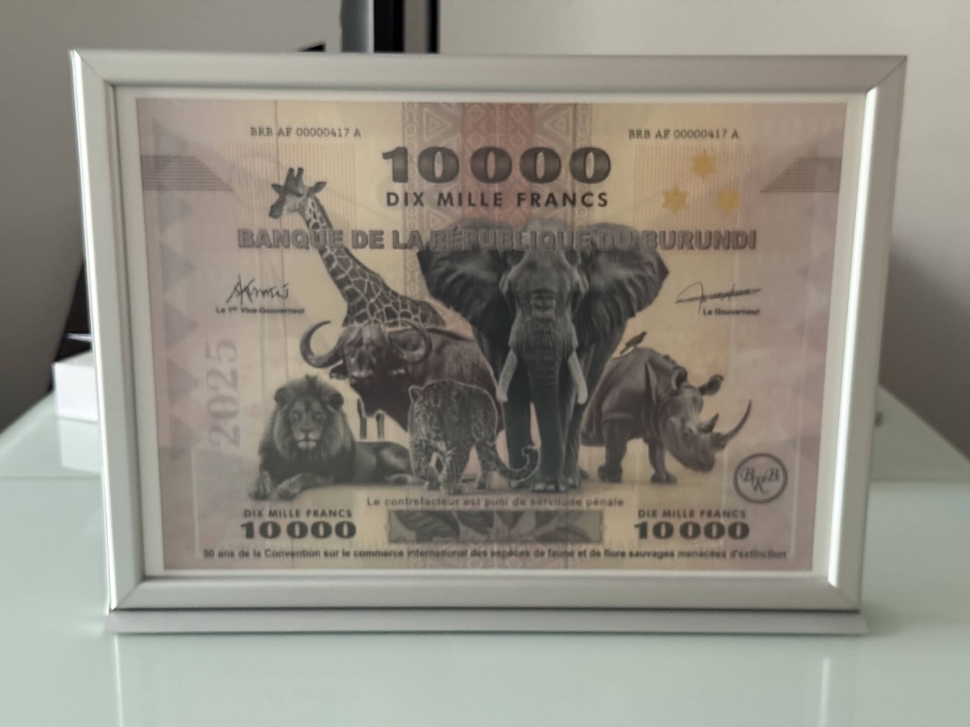 BURUNDİ 10.000 Frank, ÇİL ‘Dünyanın En Büyük Banknotu’